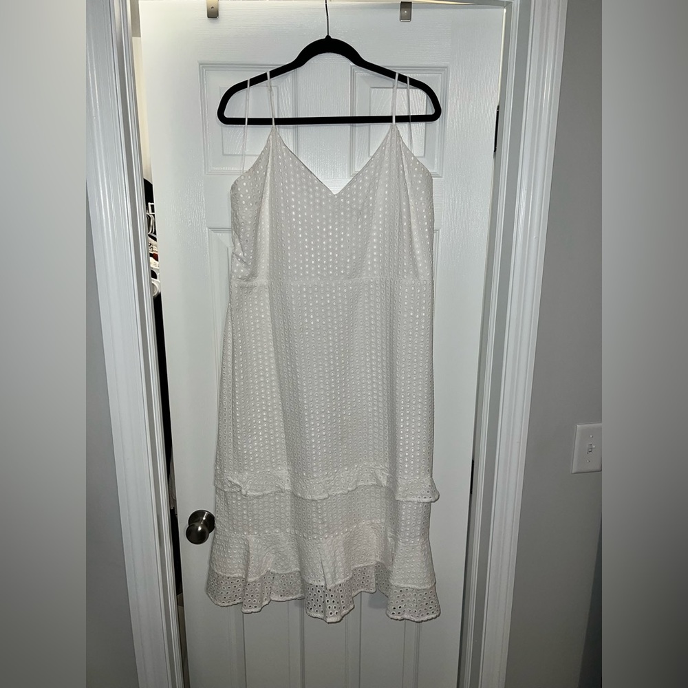 White Express Dress- Midi